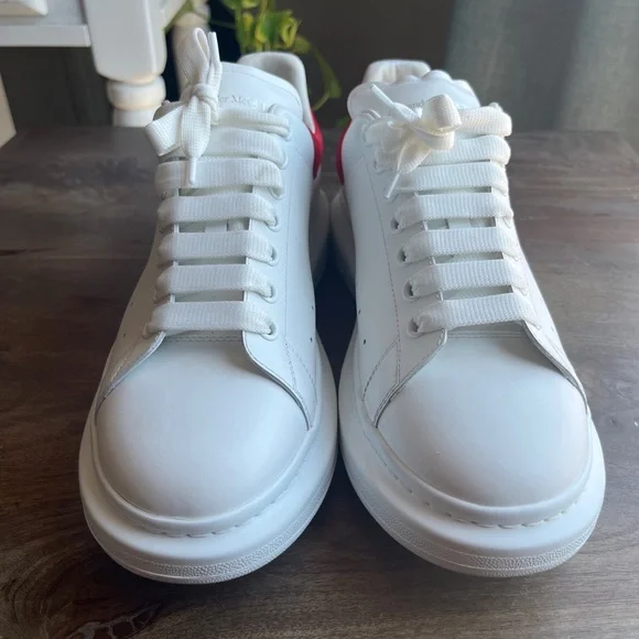 Alexander Mcqueen